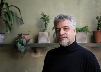 La deuda, una película de Gustavo Fontán sobre un mundo alienado
