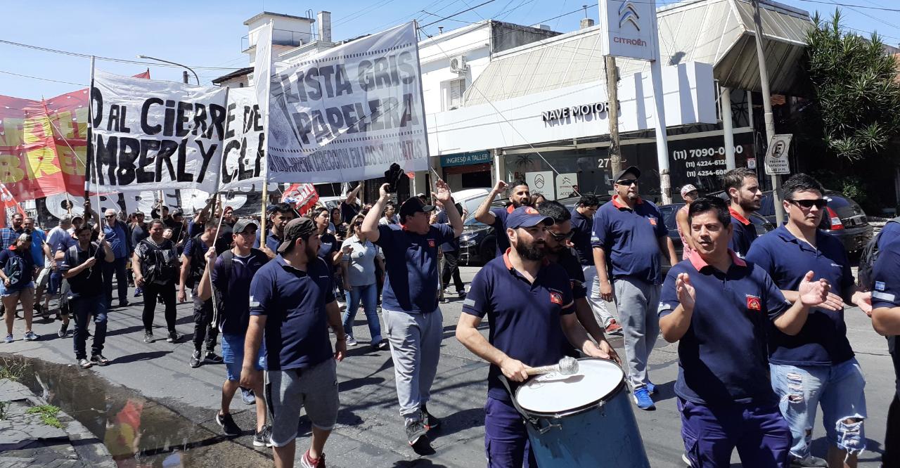 Los trabajadores de Kimberly Clark marcharán a La Plata
