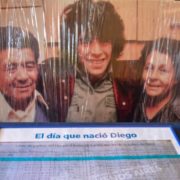 “Acá nació”: el libro de partos y mucha emoción en el homenaje a Diego Maradona en el hospital Evita de Lanús