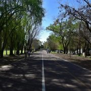 Vecinos de Lomas de Zamora piden el cese de construcciones en espacios verdes