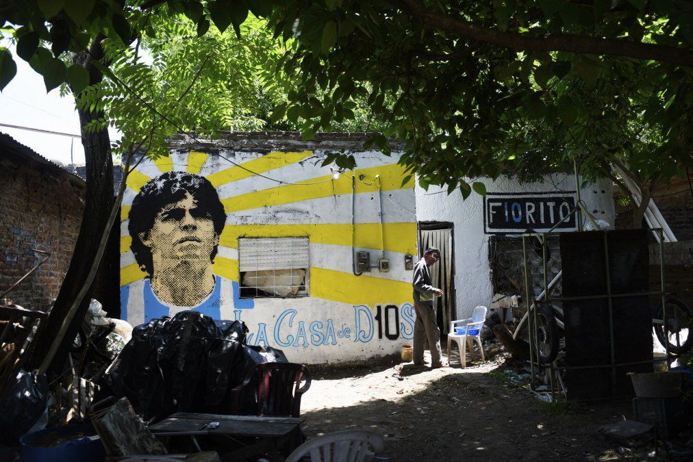Un año sin Diego Maradona: cómo será el homenaje este jueves 25 en Villa Fiorito y qué puede pasar con la casa de la infancia del 10