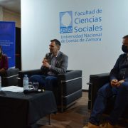 Junto a Marina Lesci y Mariano Cascallares, la UNLZ presentó un estudio sobre comunicación de gobiernos locales