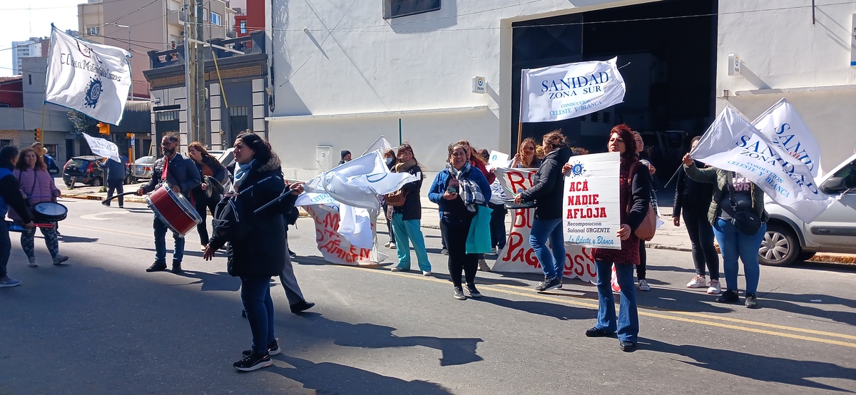 Lomas de Zamora: trabajadores de la Clínica Maternal exigen respuestas por 10 meses de sueldos atrasados