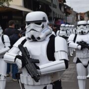 ¡Misión cumplida! Las tropas imperiales y soldados rebeldes de Star Wars recaudaron más de 3 mil litros de leche