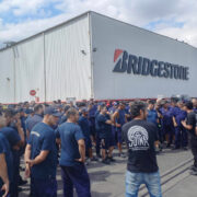 Despidos en Bridgestone: el sindicato anunció nuevas medidas de fuerza y se profundiza el conflicto