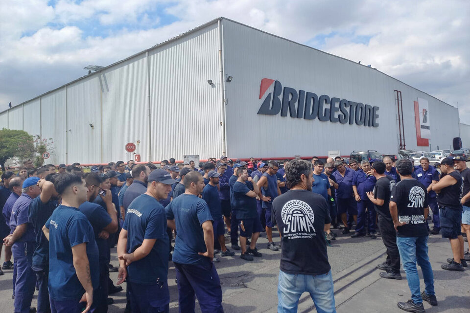 Despidos en Bridgestone: el sindicato anunció nuevas medidas de fuerza y se profundiza el conflicto