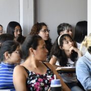 “Es mi primera carrera universitaria”: así viven el ingreso más de 3 mil estudiantes en la Facultad de Sociales de Lomas