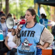 Liberaron a la militante de Lanús que había protestado contra la Ley Bases: «La Justicia es más dura para quienes nos organizamos»