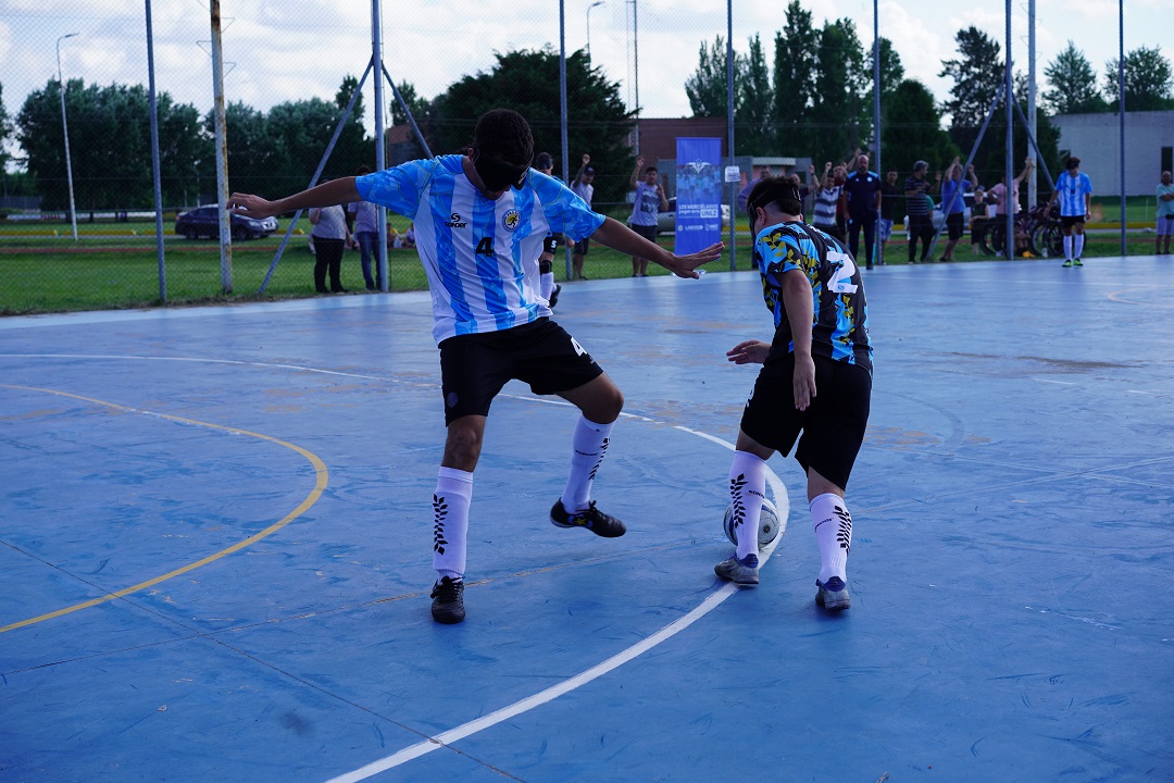 Un partido para celebrar la inclusión: Los Murciélagos jugaron en la UNLZ