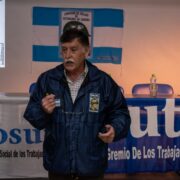 Roberto Piccardi: la historia del veterano de la Guerra de Malvinas que busca a quienes le escribieron cartas en la contienda