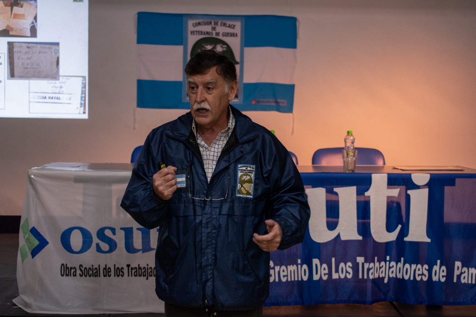 Roberto Piccardi: la historia del veterano de la Guerra de Malvinas que busca a quienes le escribieron cartas en la contienda