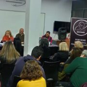 Escritores y dibujantes homenajearon a Haroldo Conti, Rodolfo Walsh y Héctor Oestherld en el Pozo de Banfield: «No pudieron callarlos con su desaparición»