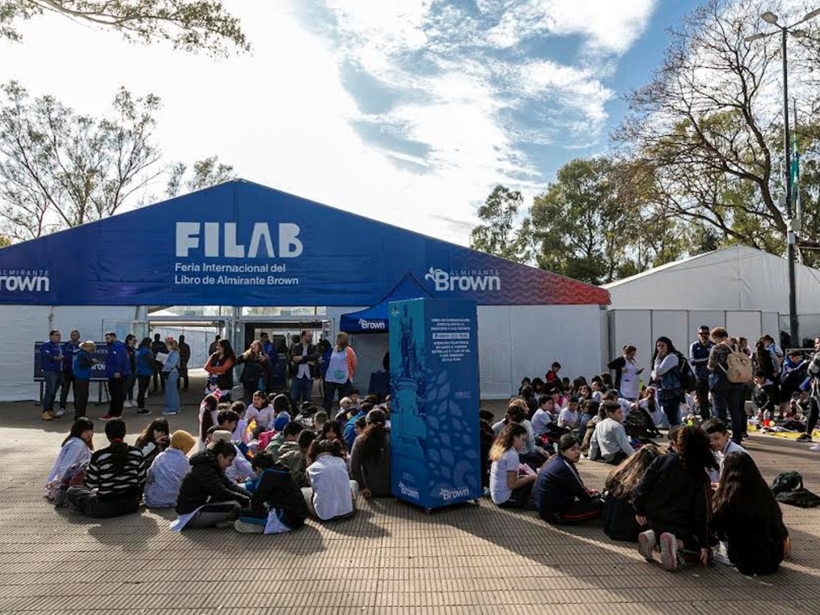 La FILAB vuelve a Adrogué: libros que desafían y un escenario para la música, la ciencia y la tecnología