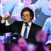 Triunfo de la Libertad Avanza: el oficialismo ganó con el 40,84% de los votos en todo el país