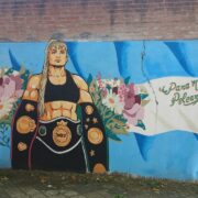 La ex boxeadora Alejandra «Locomotora» Oliveras tiene su mural en Monte Grande