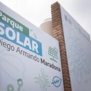 Fiorito apuesta a la energía limpia: así funciona el Parque Solar Diego Armando Maradona