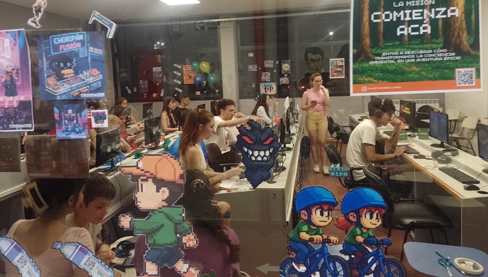 Presentaron los videojuegos creados por estudiantes de la UNLZ: «Es el inicio para desarrollar proyectos más grandes»