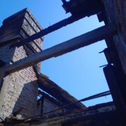 Incendio en José Mármol y colecta para colaborar con los damnificados