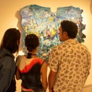 El artista plástico Nicolás Radano presentó sus obras en Banfield: “Son catastróficas, porque reflejan el presente”