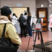La instalación audiovisual Acá Estamos se exhibe durante junio en la UNLZ
