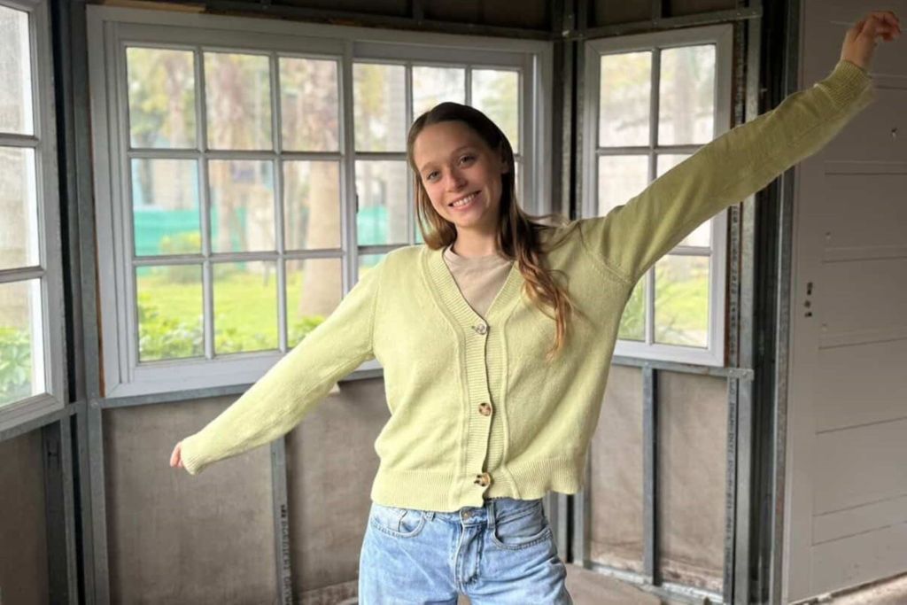 De una idea “alocada” a la casa propia: la historia de Gisela Forystek, la joven que construyó su hogar desde cero