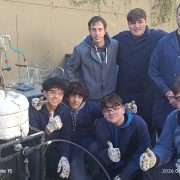 Así es el proyecto de la Escuela Técnica N°5 de Temperley para fabricar petróleo a base de plásticos