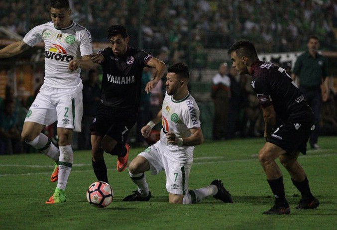 Lanús recuperó la sonrisa en la Libertadores