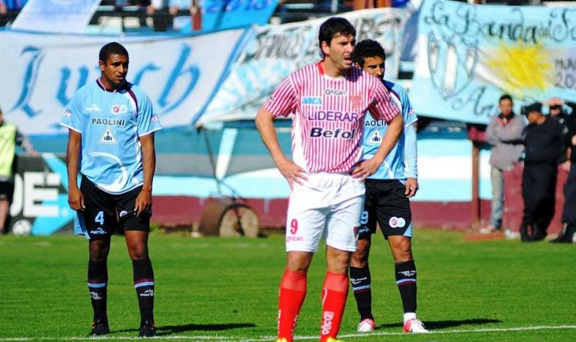 Noriega se fue conforme luego del milagroso empate en Madryn