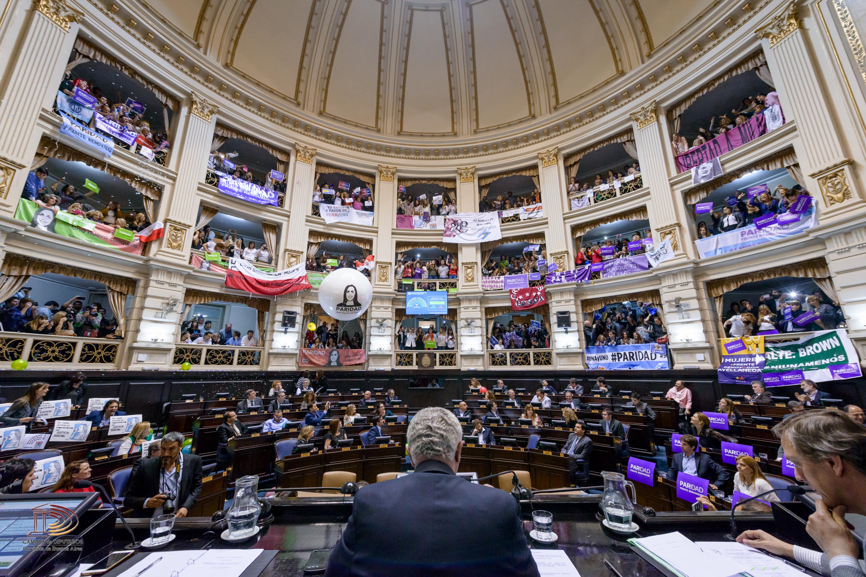 La Provincia aprobó la ley de Paridad de Género