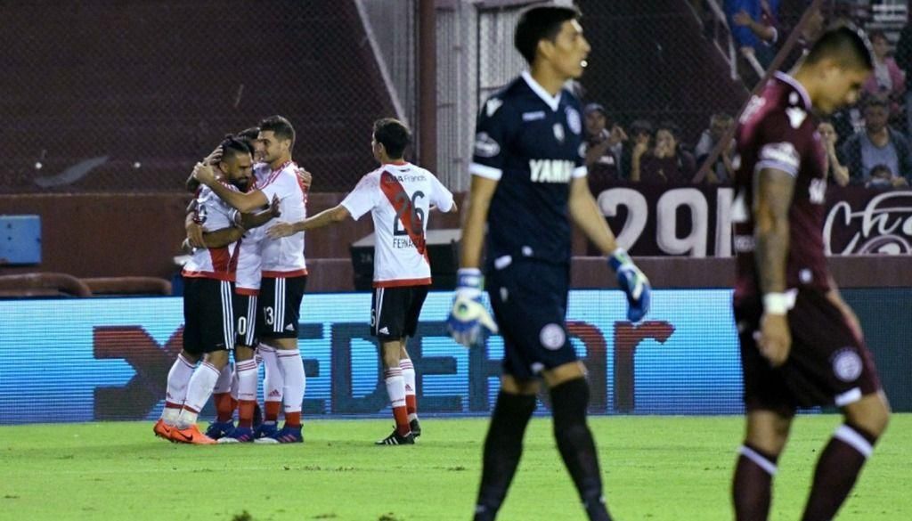 Lanús no logró sostener la ventaja y cayó frente a River