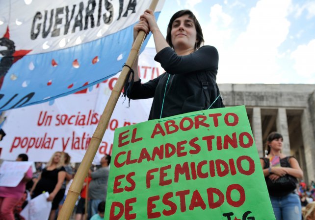 Marcha y tuitazo por el aborto legal