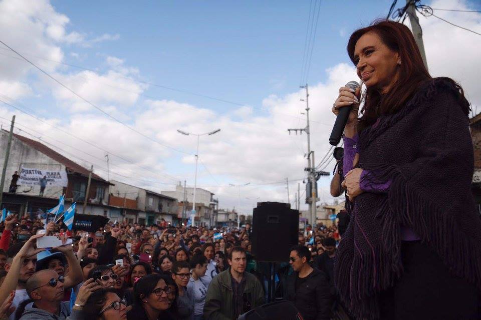 Cristina, de campaña en Echeverría