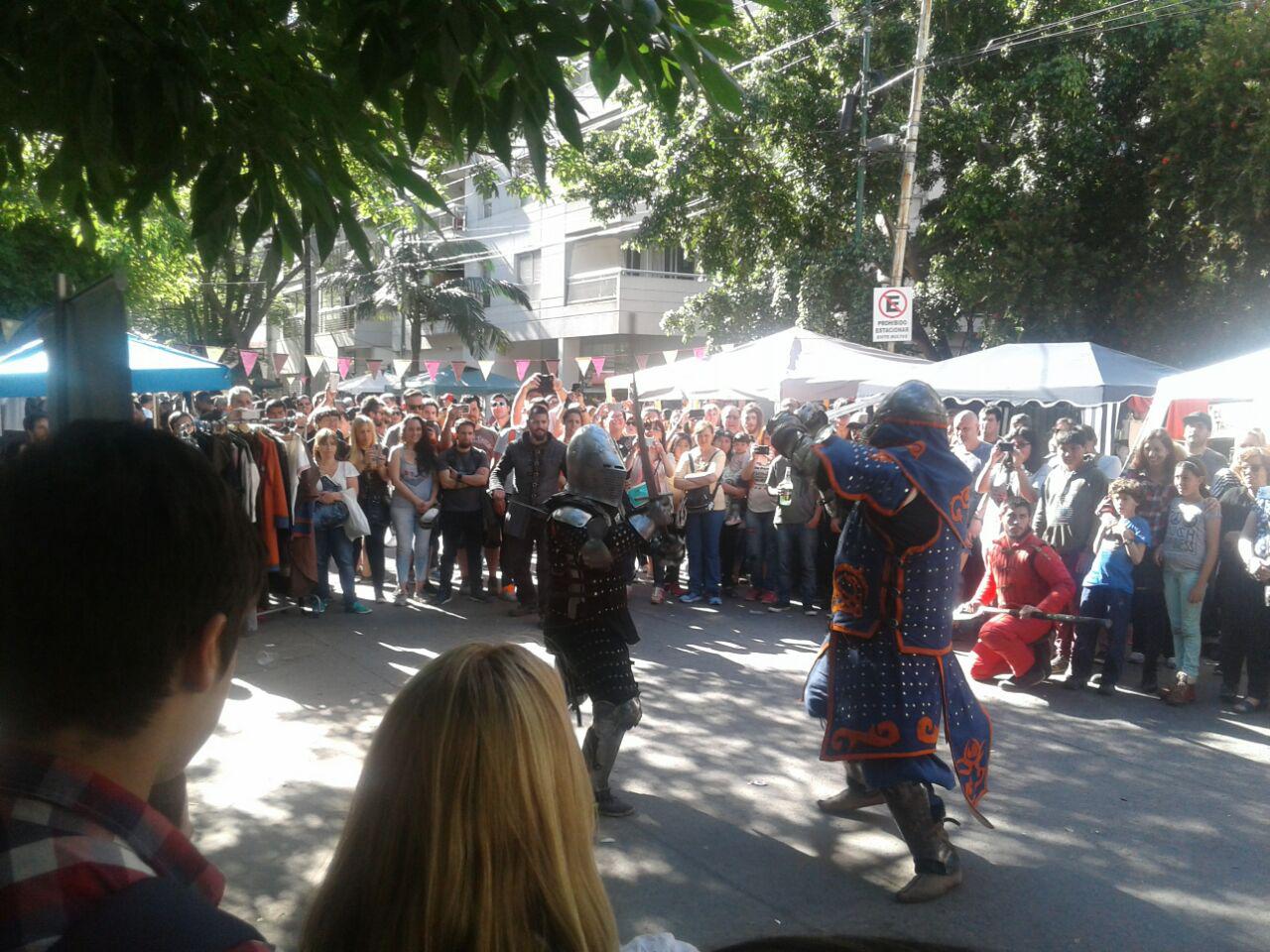 Un domingo de sol al compás de combates medievales y música celta