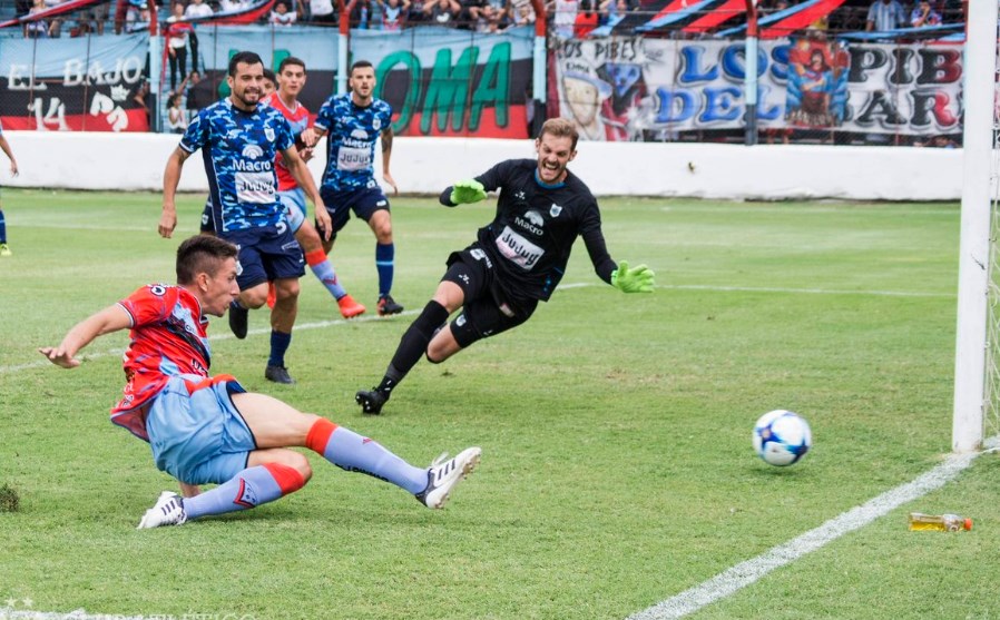 Brown tropezó con Gimnasia de Jujuy