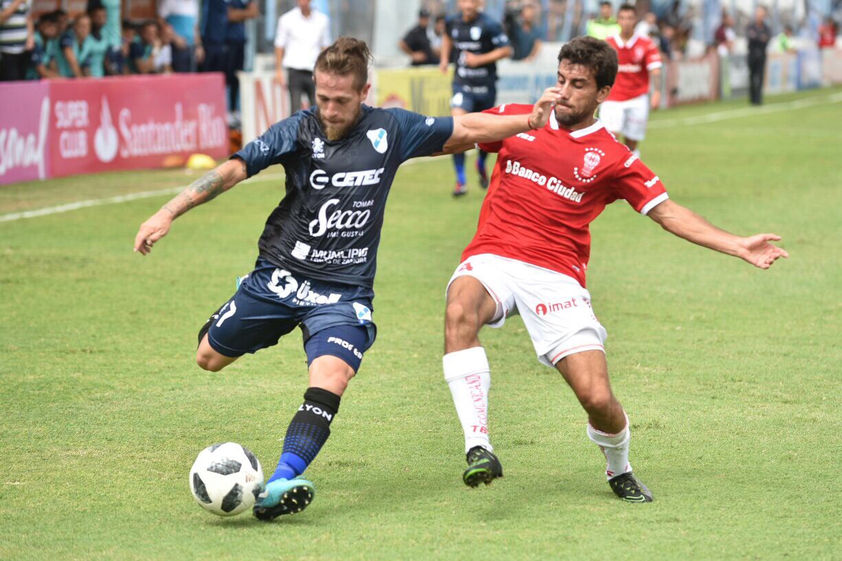 Temperley perdió y se hunde