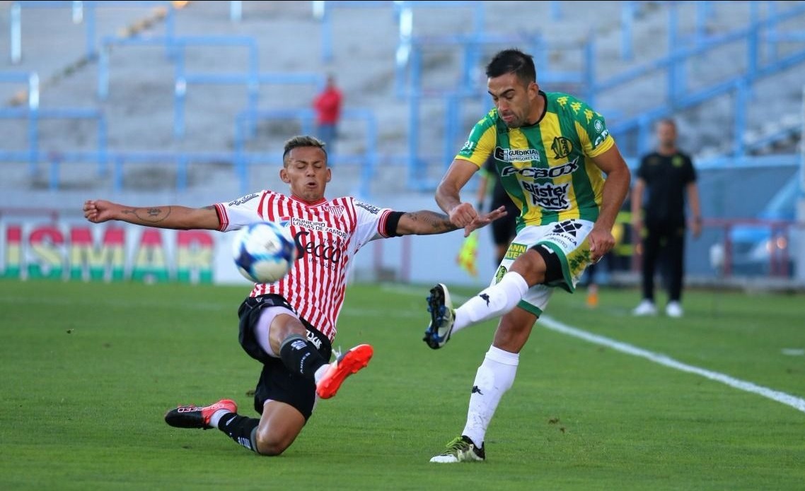 Los Andes perdió dos puntos ante el puntero