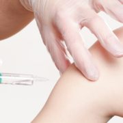 Un 13 por ciento de argentinos no logró vacunarse cuando lo intentó