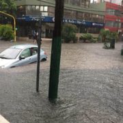 Alertan sobre las inundaciones en el centro de Lomas