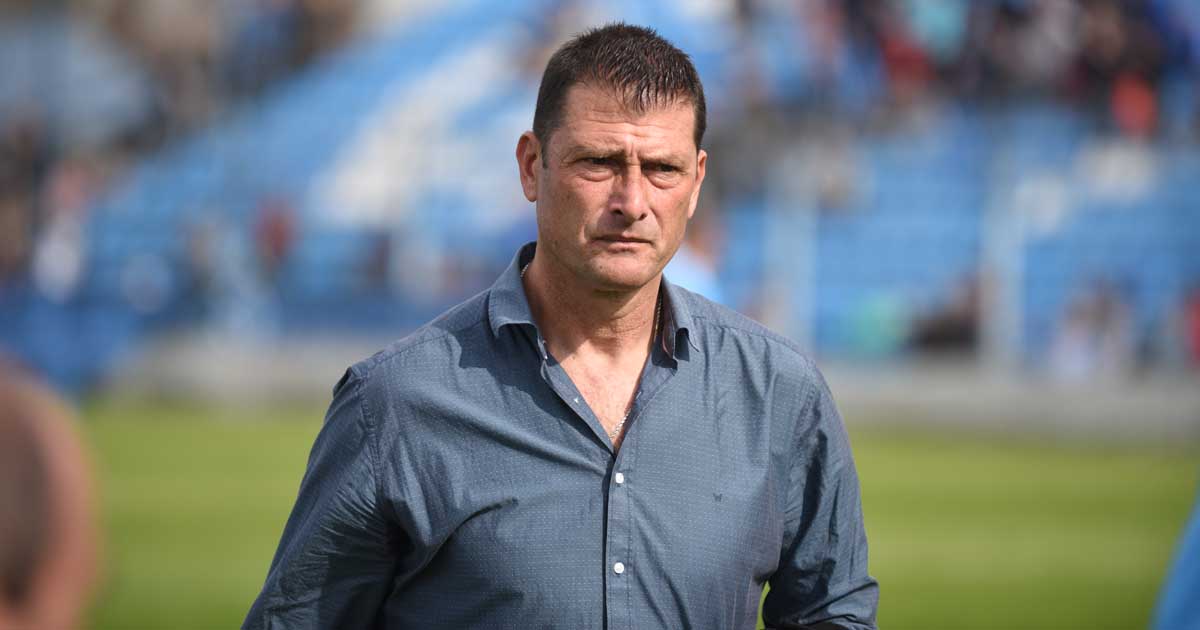 Fútbol en la región: otro entrenador perdió su cargo