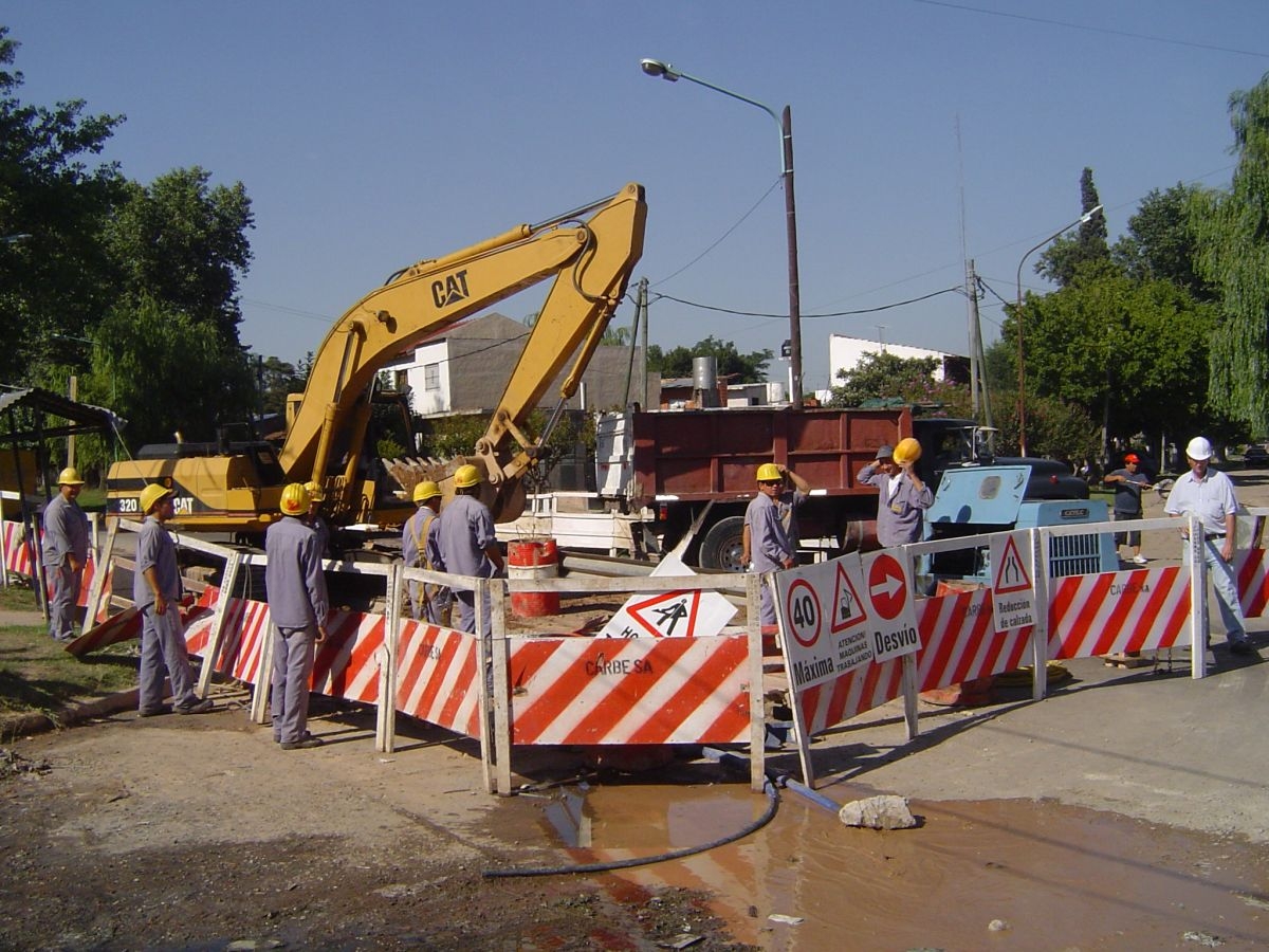 Cloacas para 4 mil familias de Burzaco