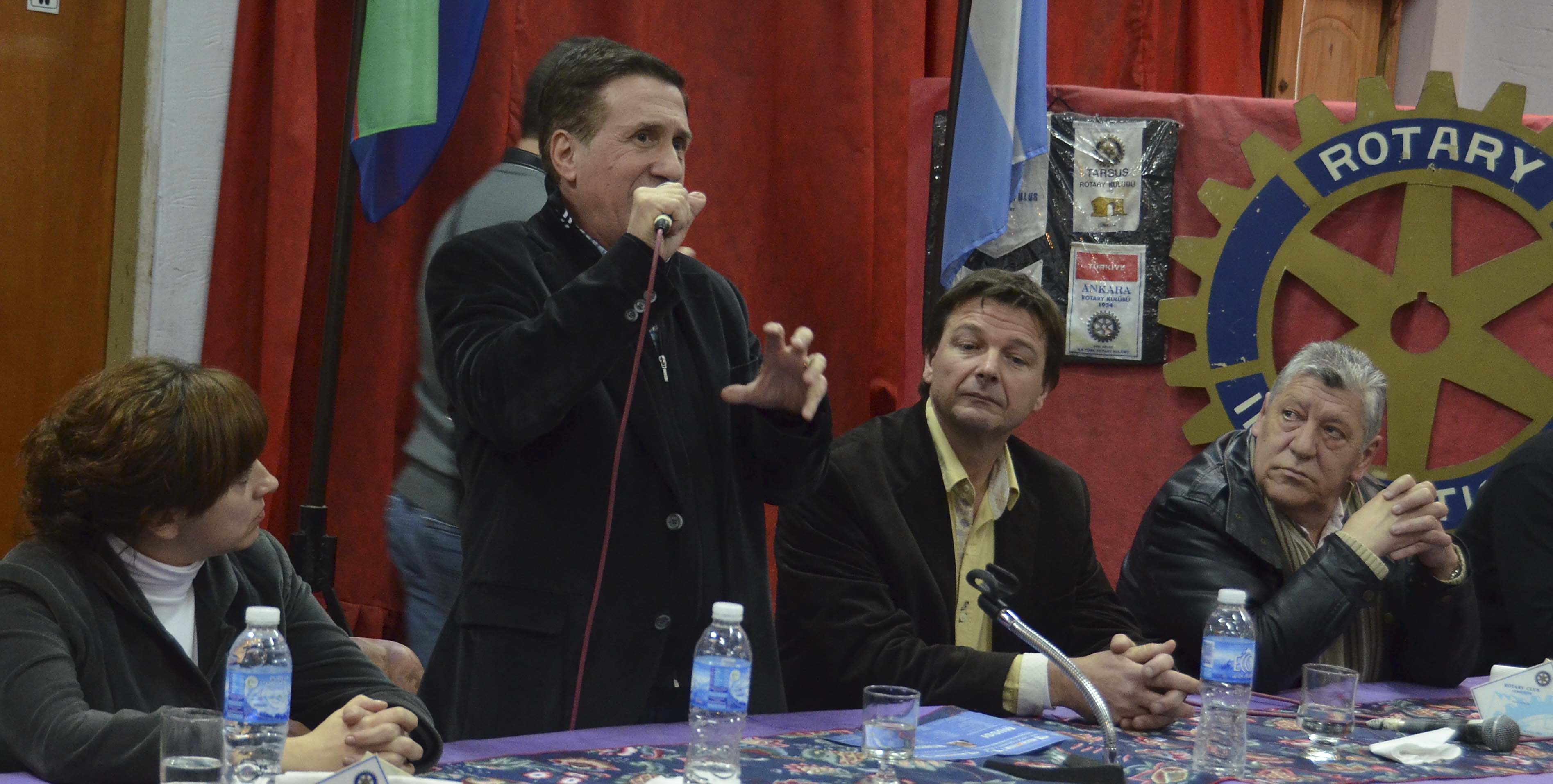 Díaz Pérez pidió “militar casa por casa»