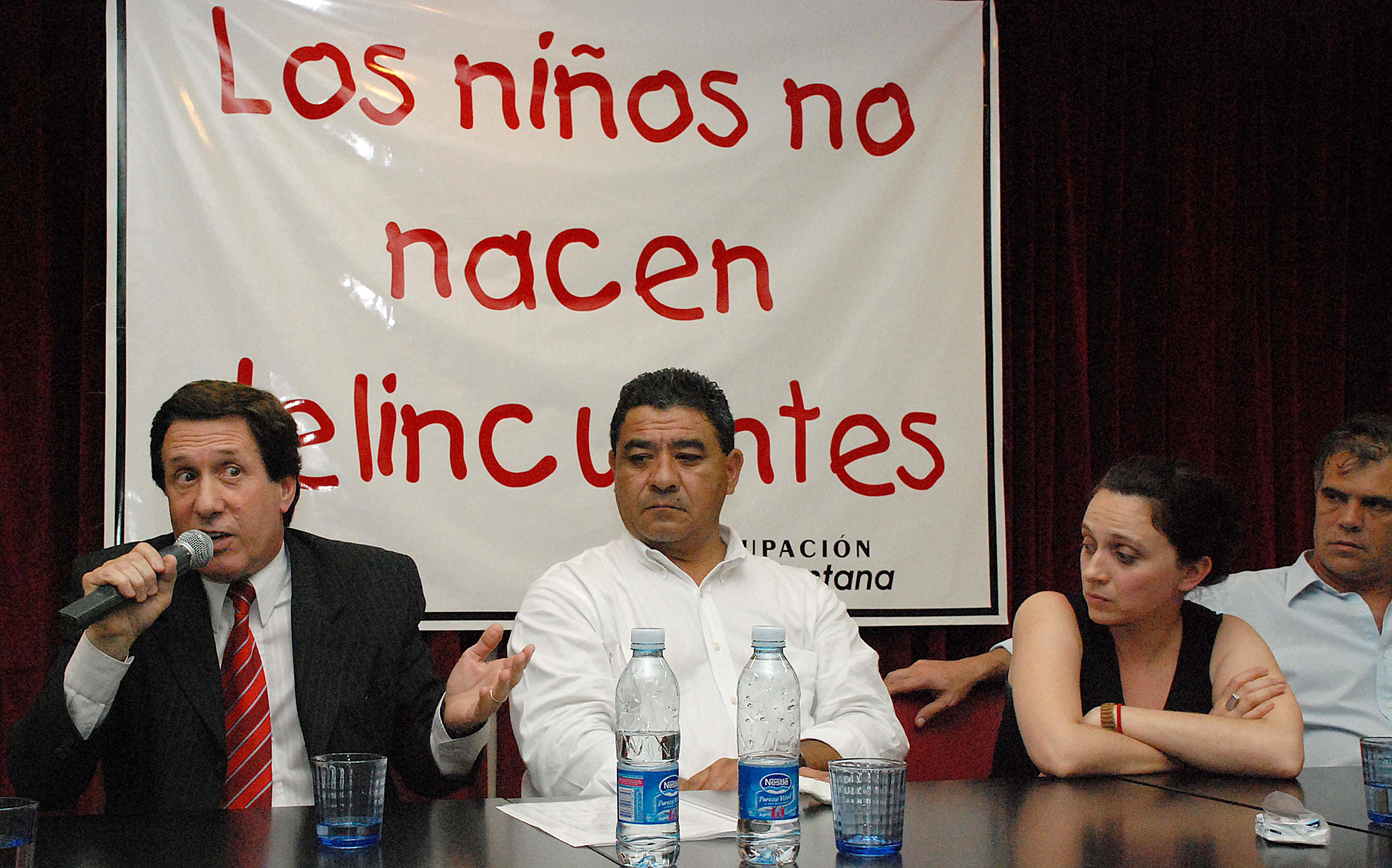 Díaz Pérez rechaza proyecto de Scioli para los menores