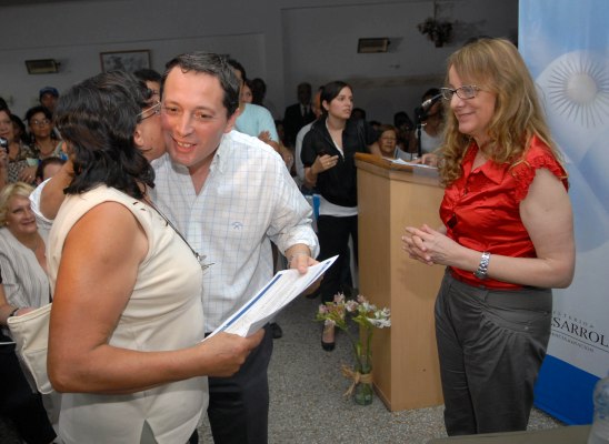 Pensiones y subsidios en Esteban Echeverría