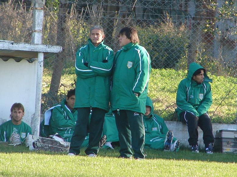 Los amistosos comienzan a reflejar la idea de Burruchaga