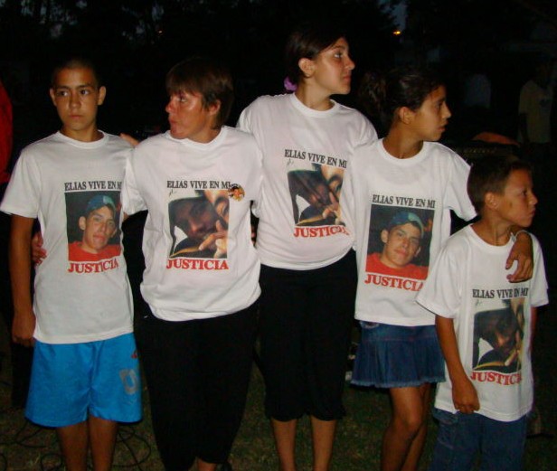 Con un recital, homenajearon a un joven atropellado en Ezeiza