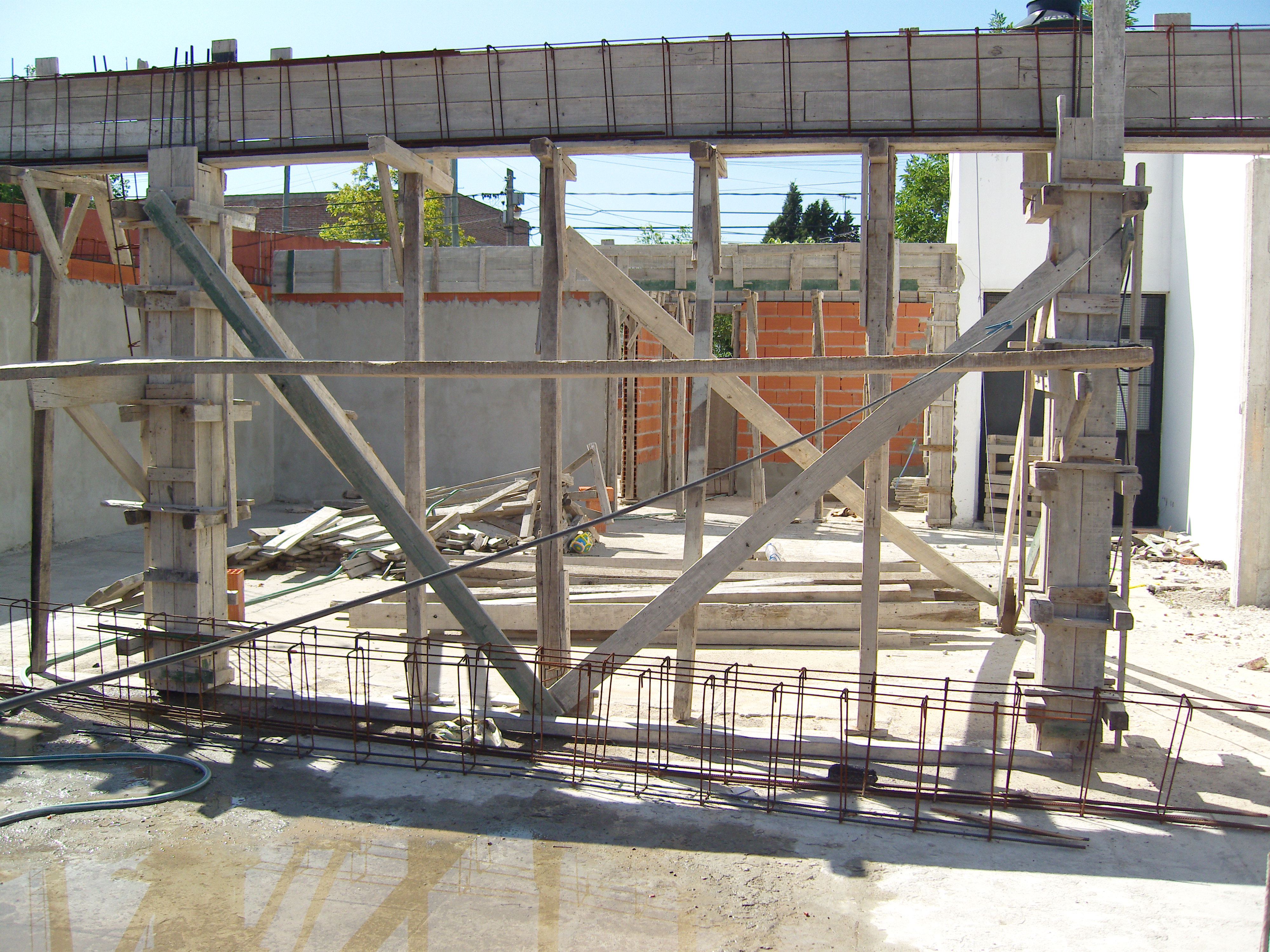 Freno en la ampliación de la Escuela 502