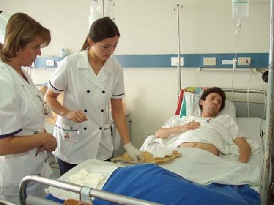 Denuncian falta de enfermeros en los hospitales de zona sur