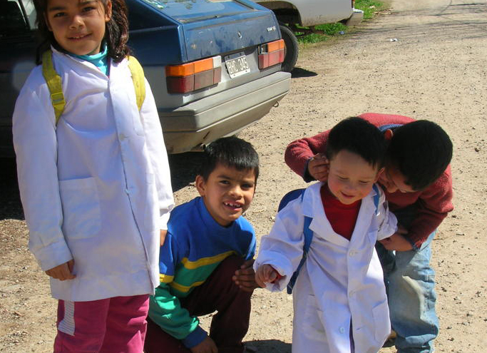 Un hogar de niños busca padrinos