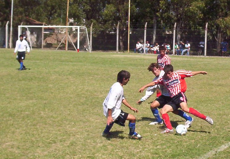En Lomas no quieren descuidar el fútbol amateur