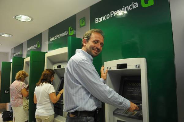 Banco Provincia instala cajeros automáticos que leen cheques